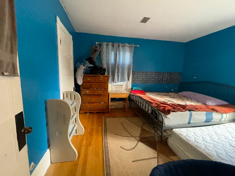 254 Turner St — Photo 3