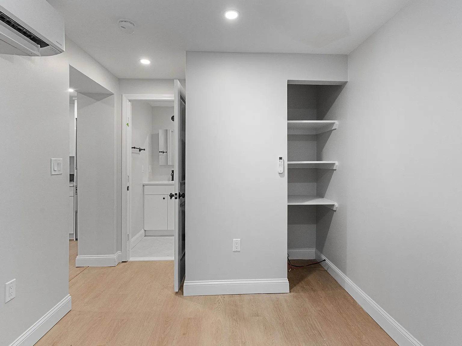 1 bed, 9999 sqft, $2,895 — Photo 3