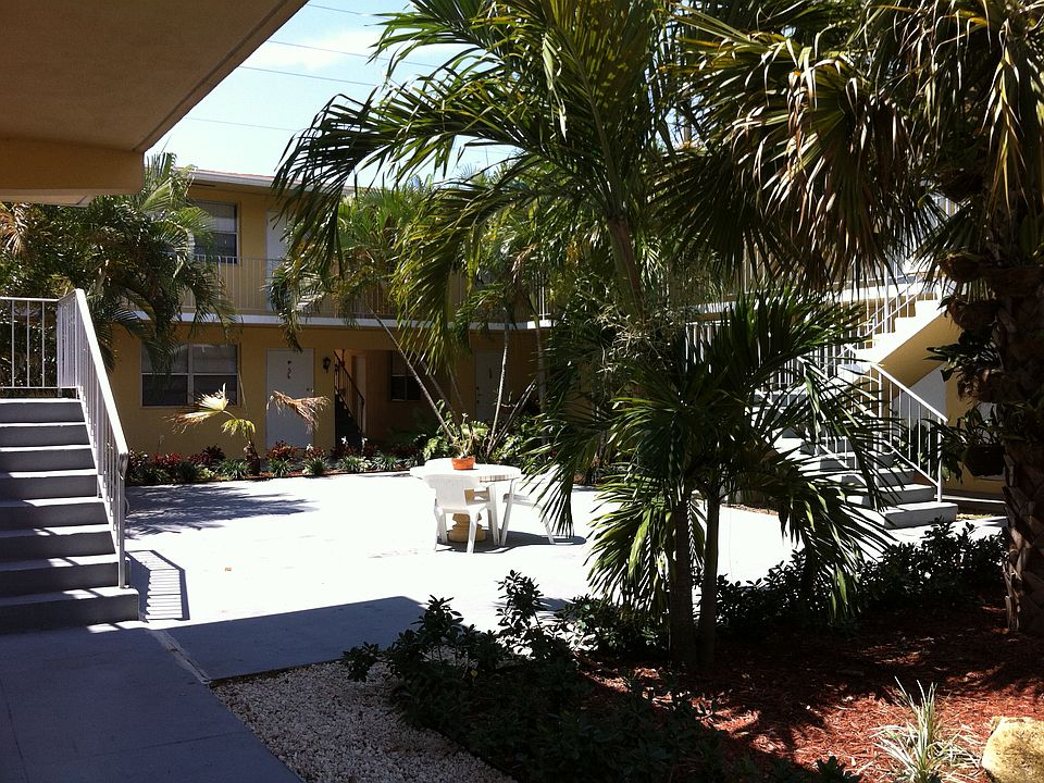 Shared courtyard space