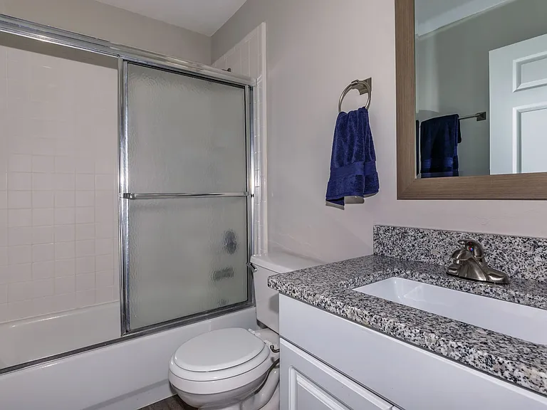 Ansley Terrace — Photo 16