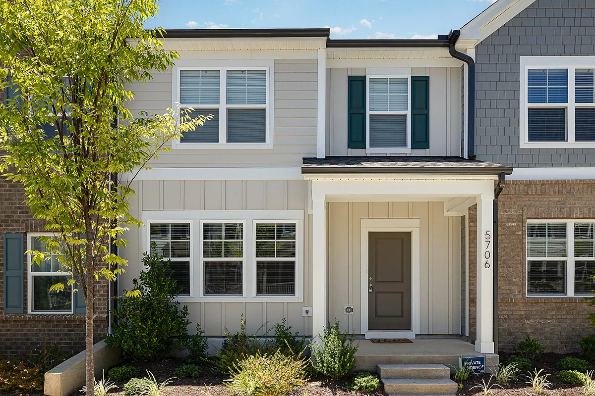 Building Photo - 5706 Kalamata Dr