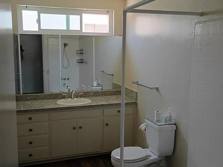 131 W 64th Pl — Photo 3