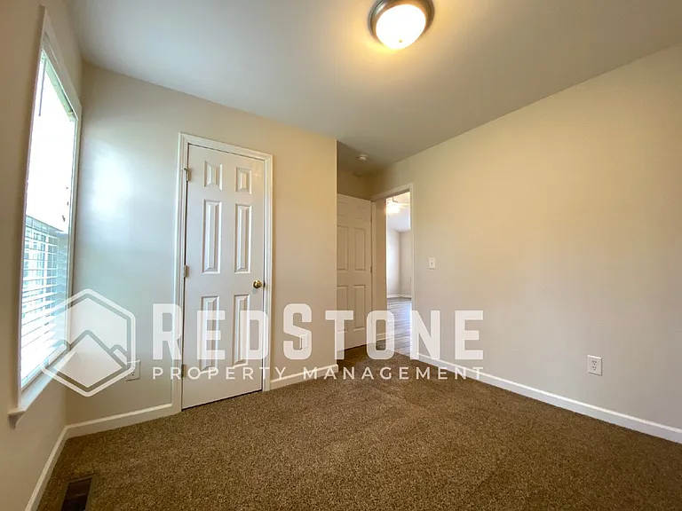 3903 Johns Creek Dr — Photo 14
