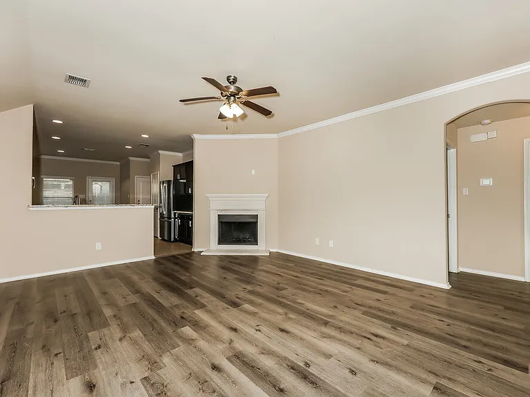 517 Pawnee St — Photo 4
