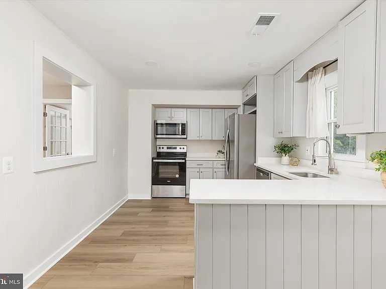 14013 Glenkirk Rd — Photo 11