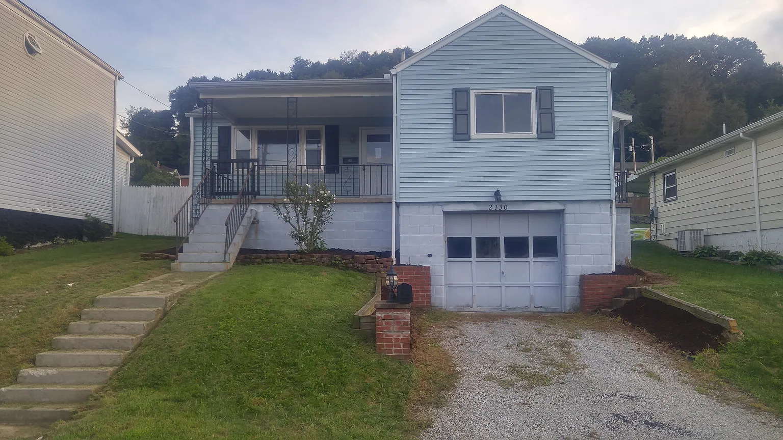 2330 Pope St photo 1