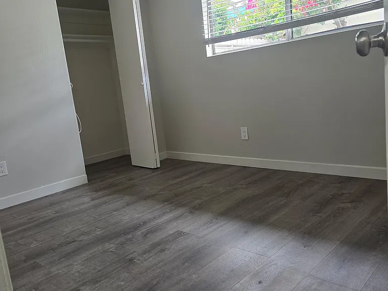 Lampson Park Homes — Photo 46