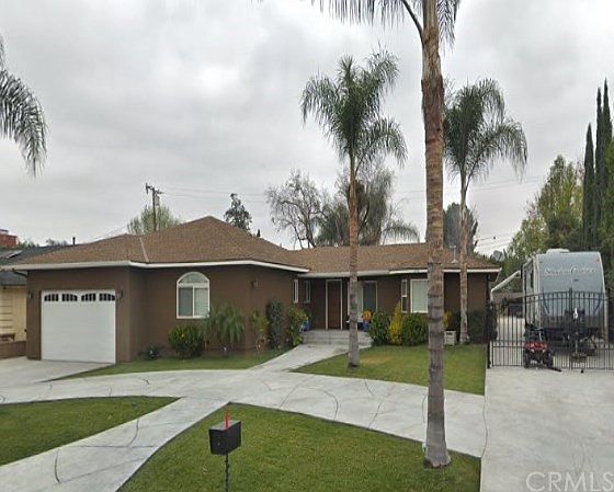 1st image of 2741 E Sunset Hill Dr