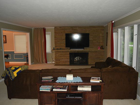 4th image of 4 W 37th Street Pl