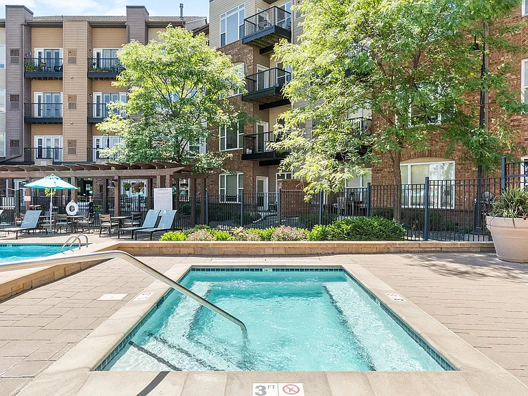 The Landings at Silver Lake Village — Photo 25