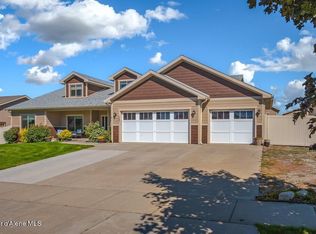 6687 W Bent Grass Ln, Rathdrum, ID 83858