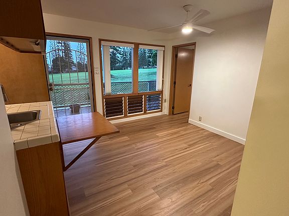 3rd image of 256 Hololani St