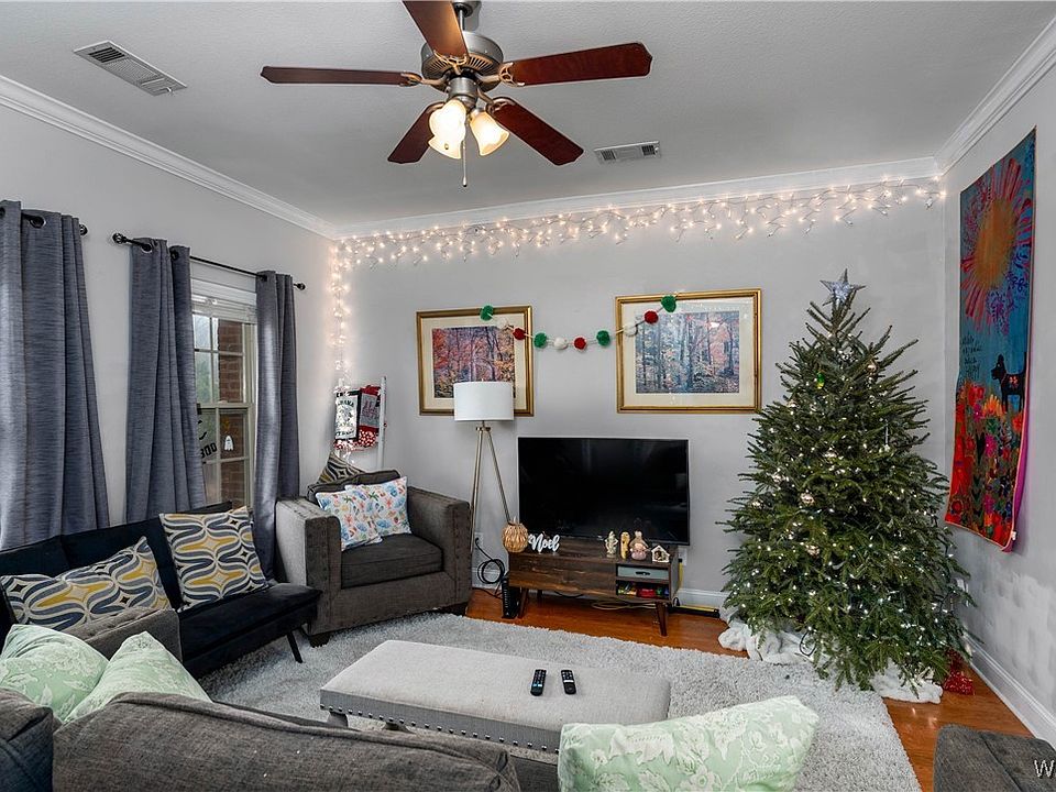 1st image of 3218 Veterans Memorial Pkwy Unit 2301