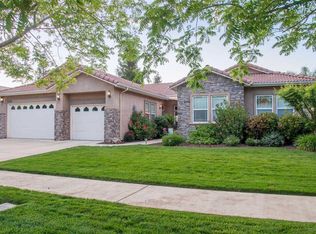 5828 W Oriole Ave, Visalia, CA