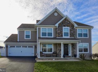 13 Red Sunset Run, Ephrata, PA 17522
