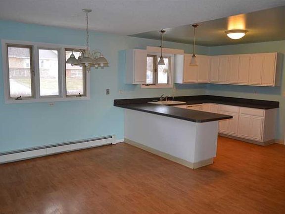 3rd image of 3338 Aljema Ave