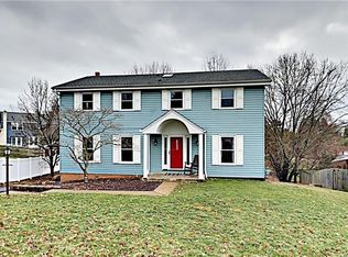 402 S Highlander Heights Dr, Glenshaw, PA 15116