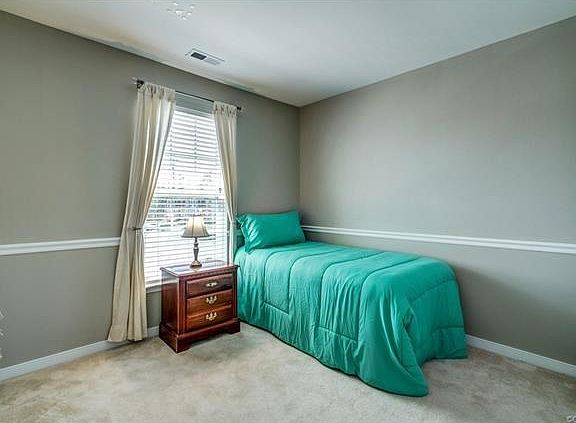 3rd image of 1612 New Haven Pl