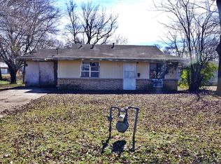 616 W Chickasaw Ave, Sallisaw, OK 74955