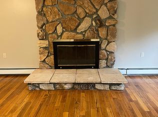 538 Beach Rd, Mahopac, NY 10541