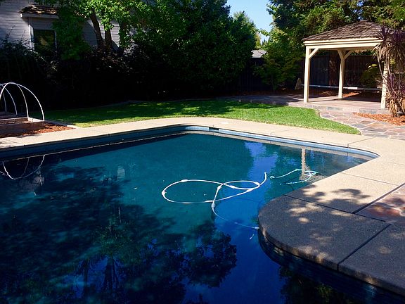 4th image of 9700 Swan Lake Dr