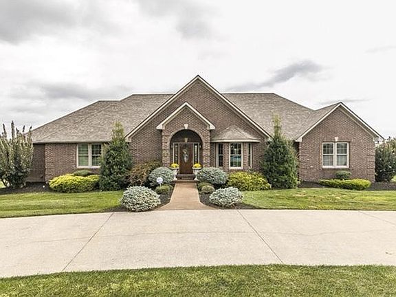 2nd image of 716 Sovereign Dr