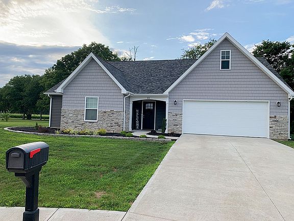 2nd image of 811 Apple Valley Dr