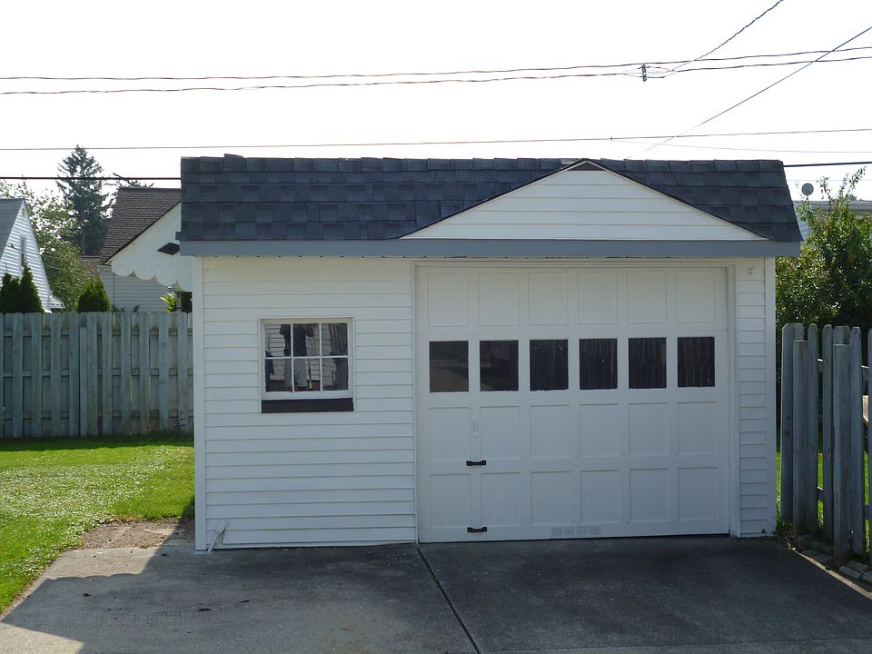 2nd image of 5707 Luelda Ave
