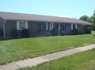 1104 Navaho Dr, Lebanon, OH 45036