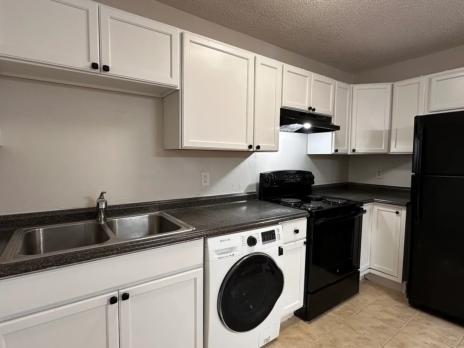 2 bed, $1,650 — Photo 2