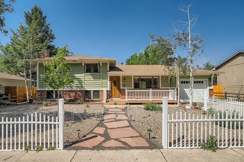 1st image of 4626 Bella Dr