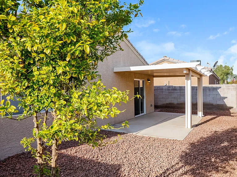 5285 Mineral Lake Dr — Photo 16