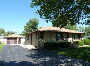1420 S Main St, Fort Atkinson, WI 53538