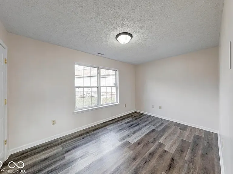 7621 Orchard Village Dr — Photo 16
