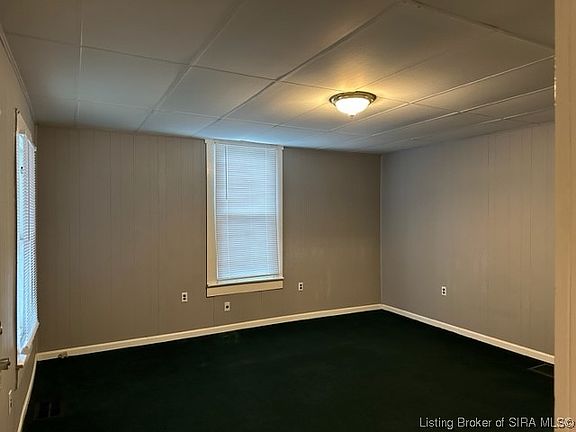 3rd image of 606 W Mulberry Street