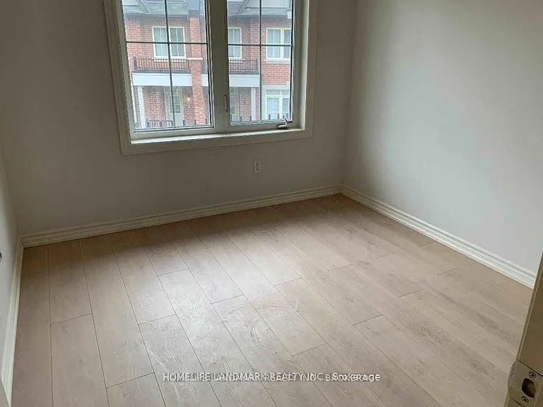 8 Eaton Park Ln #12 — Photo 10