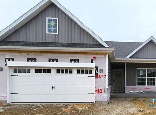 2277 Falling Waters Ln, Perrysburg, OH
