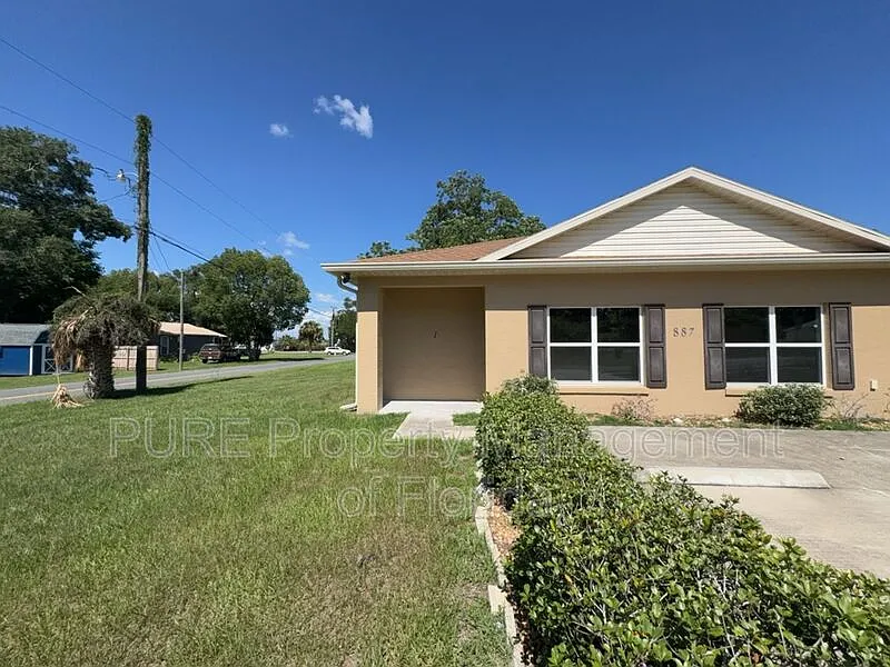 1 bed, 1.0 bath, $1,149 — Photo 2