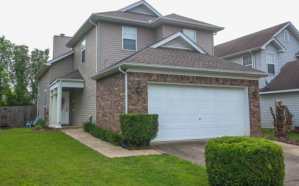 1st image of 109 Hunterwood Ct
