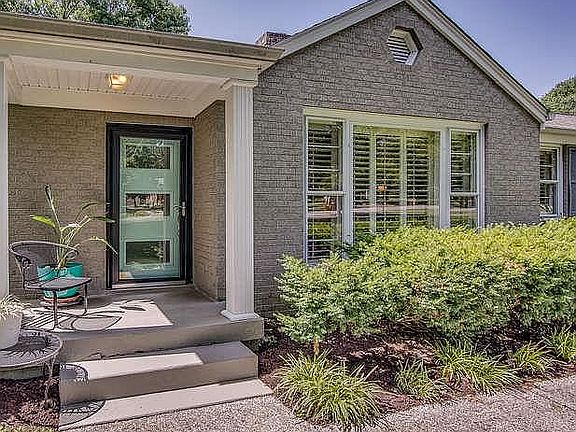 3rd image of 1206 Littonwood Dr