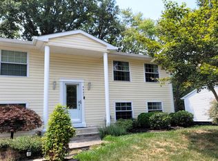 4405 Kentmore Dr, Woodbridge, VA 22193