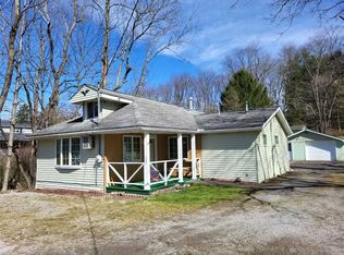 307 Betush Rd, Tarentum, PA 15084