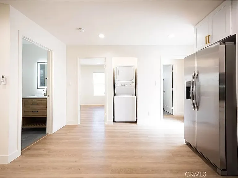 Private Washer/Dryer in Unit!