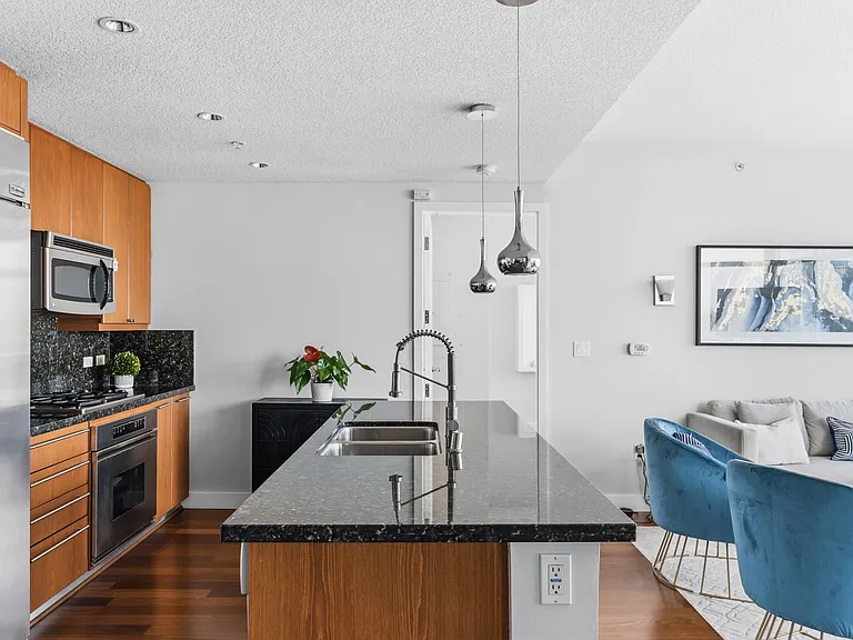 1199 Pacific Hwy #2903R — Photo 7