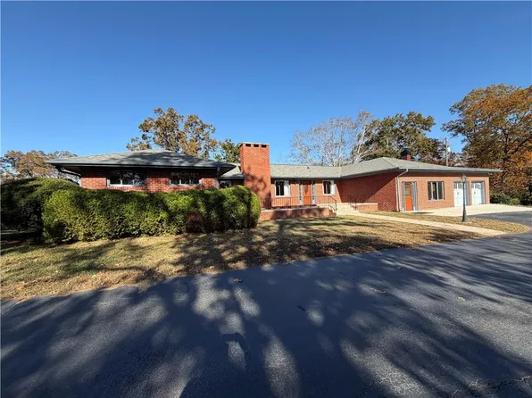 1530 Lost Mountain Rd, Powder Springs, GA 30127