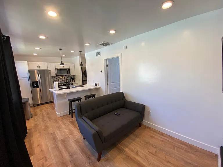 1832 N 7th Ave — Photo 22