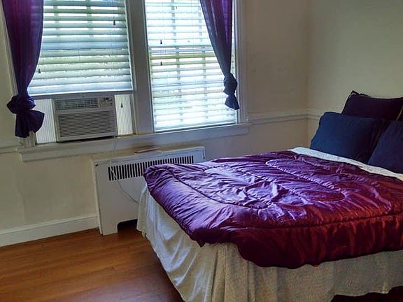 4th image of 4007 Park Ave #A