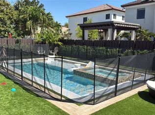 23163 SW 104th Pl, Miami, FL 33190