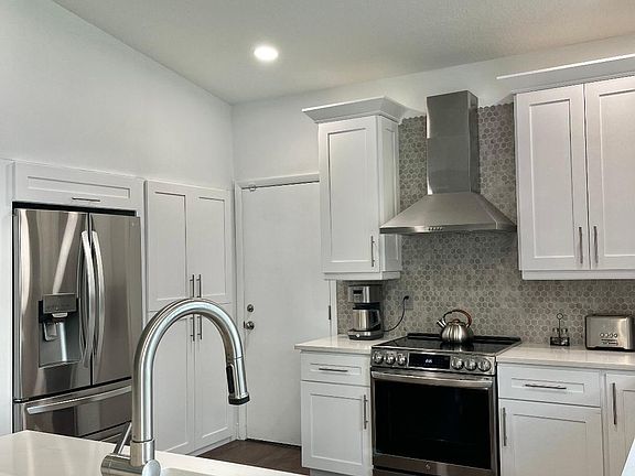 2nd image of 8770 Boatswain Drive