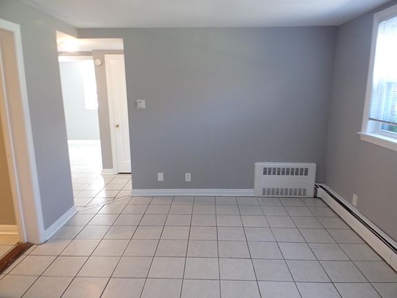 4th image of 274 Highland Pkwy APT 1